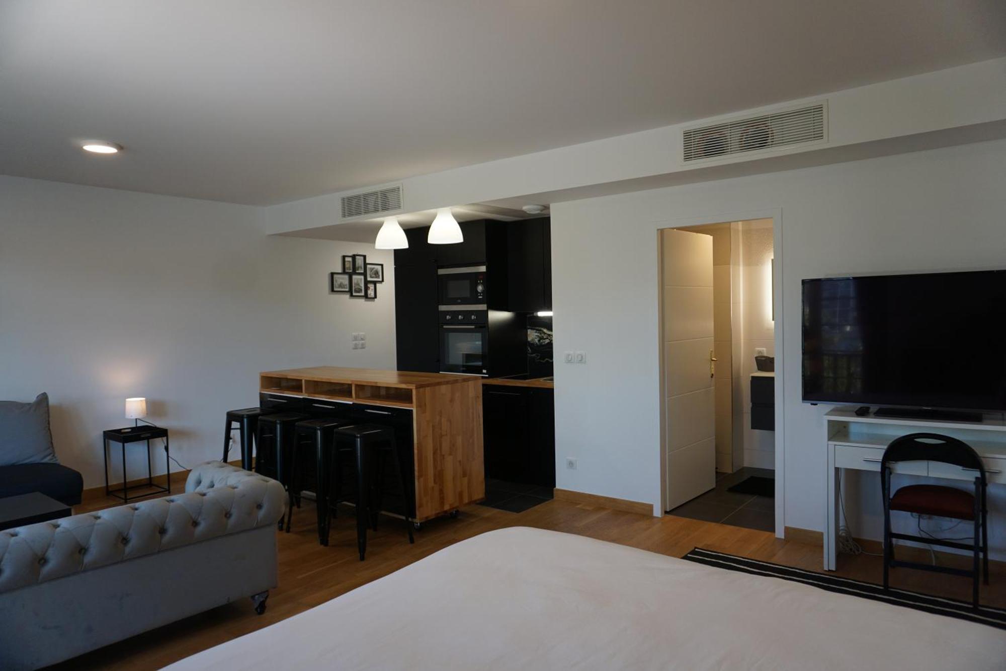 Residences Grande Jatte, Bord De Seine, Suites 52M2 A 97M2, Hopital Americain A 600M Neuilly-sur-Seine Exterior photo